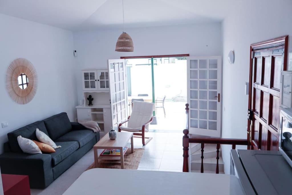 Acogedora Casa En Abades En Tranquila Urbanizacion Villa Exterior photo